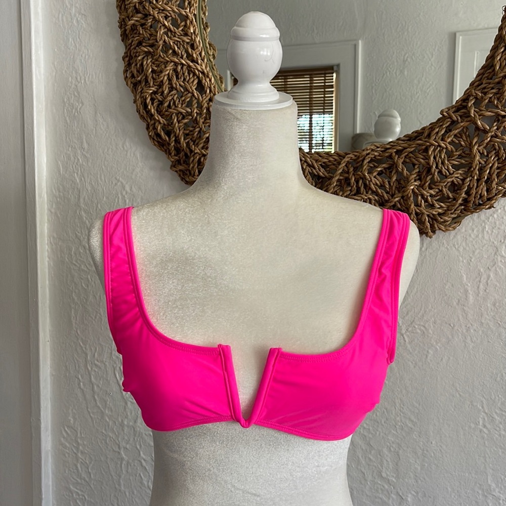 NWOT Bikini top S